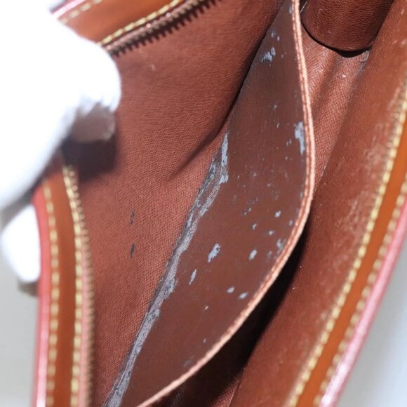 LOUIS VUITTON Epi Pochette Homme Clutch Bag Zipangu Gold M52528 LV Auth 116908 - Picture 12 of 16